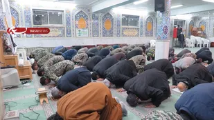 حضور واقامه نماز در مساجد مختلف استان توسط رزمندگان گردان های امام حسین علیه السلام