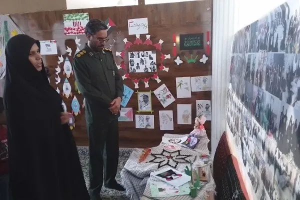 نمایشگاه یک روزه هفته بسیج در زاهدان برگزار شد