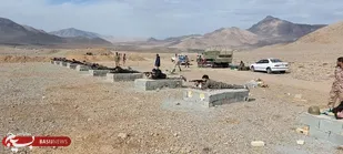 اجرای تمرینات رزمی و بالا بردن توان رزم بسیجیان گردان۱۱۴ امام حسین)علیه السلام(