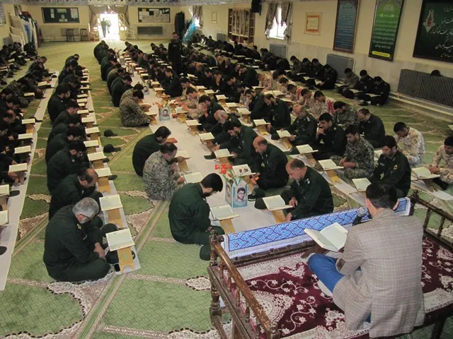 منحصر کردن قرآن در ماه رمضان جفا به آن است
