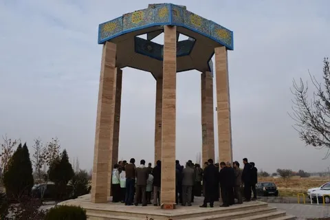 گلباران مزار شهداء گمنام شهرستان کمیجان با حضور فرمانده سپاه روح الله