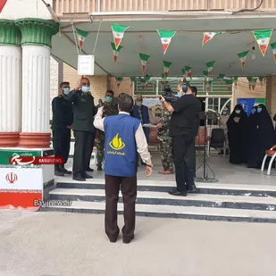 برگزاری مراسم صبحگاه مشترک و نواختن زنگ بسیج در آبادان
