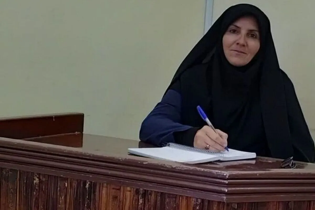 گفتگوی باحافظ و داور قرآن ایلامی؛
تعلیم همپای تعلم/از خانه‌داری تا داوری قرآن