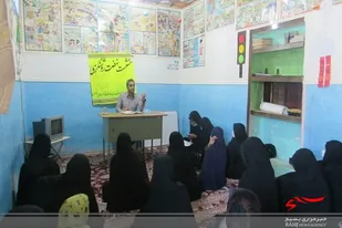 برگزاری نشست سیاسی در پایگاه مقاومت مطهره