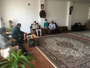 دیدار با خانواده شهید ولی الله شاهرخی در لردگان