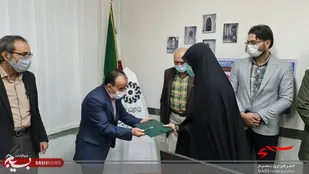 رونمایی از کتاب"بررسی خسران و آثار آن از منظر آیات و روایات" در بسطام