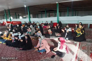 برگزاری جشن کوثر و نهضت روشنگری بسیجیان پایگاه طاها ملایر