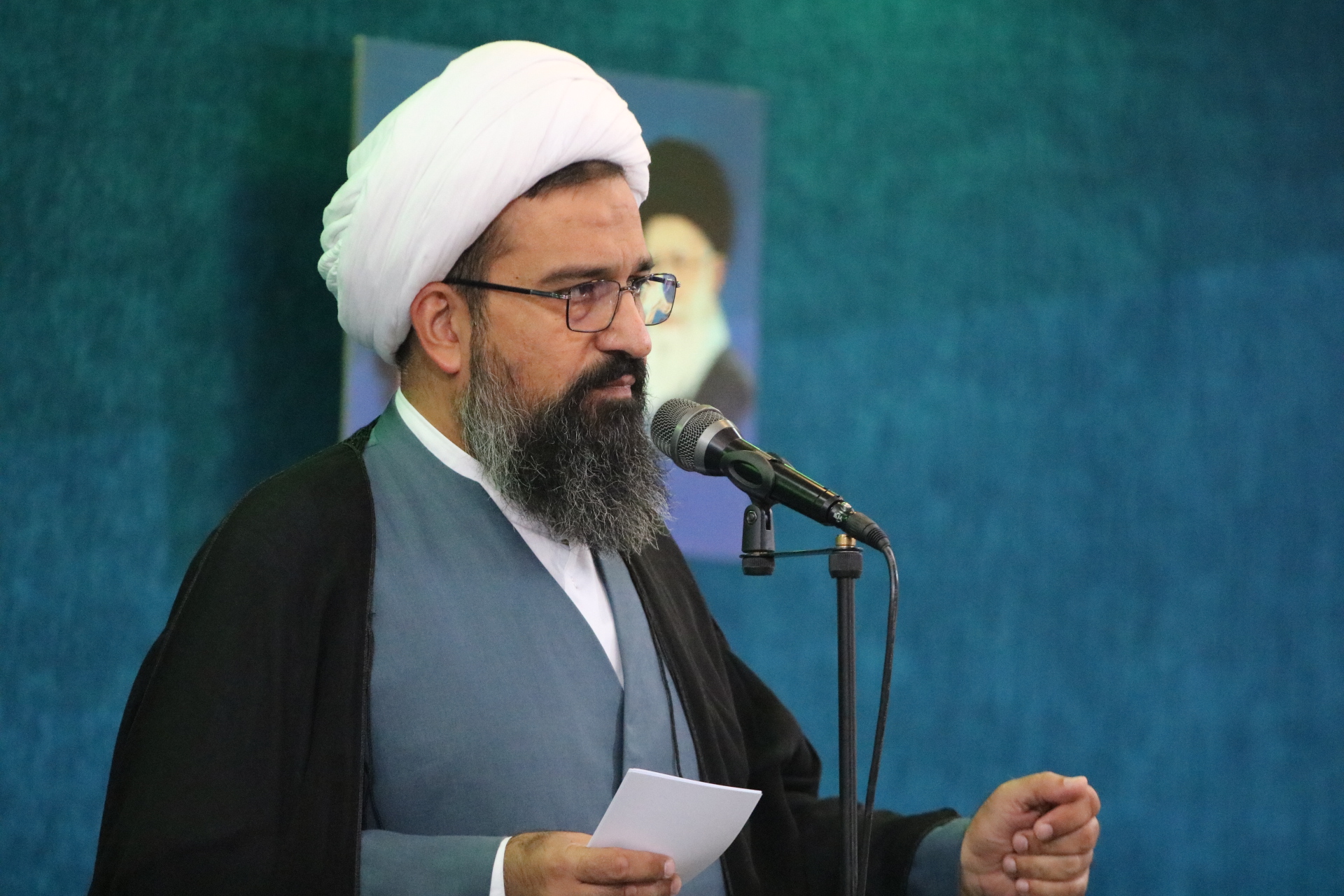 ائمه جمعه زبان گویای مردم‌اند؛ مذاکره از موضع ضعف را نمی‌پذیریم