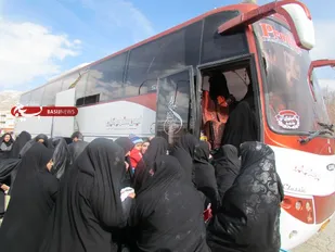 اعزام بسیجیان فارسانی به مشهد مقدس
