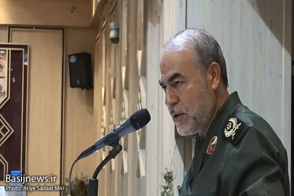 جهادگران تبیین نمی خواهند جوان ایرانی از دشمنی مثل آمریکا فریب بخورد