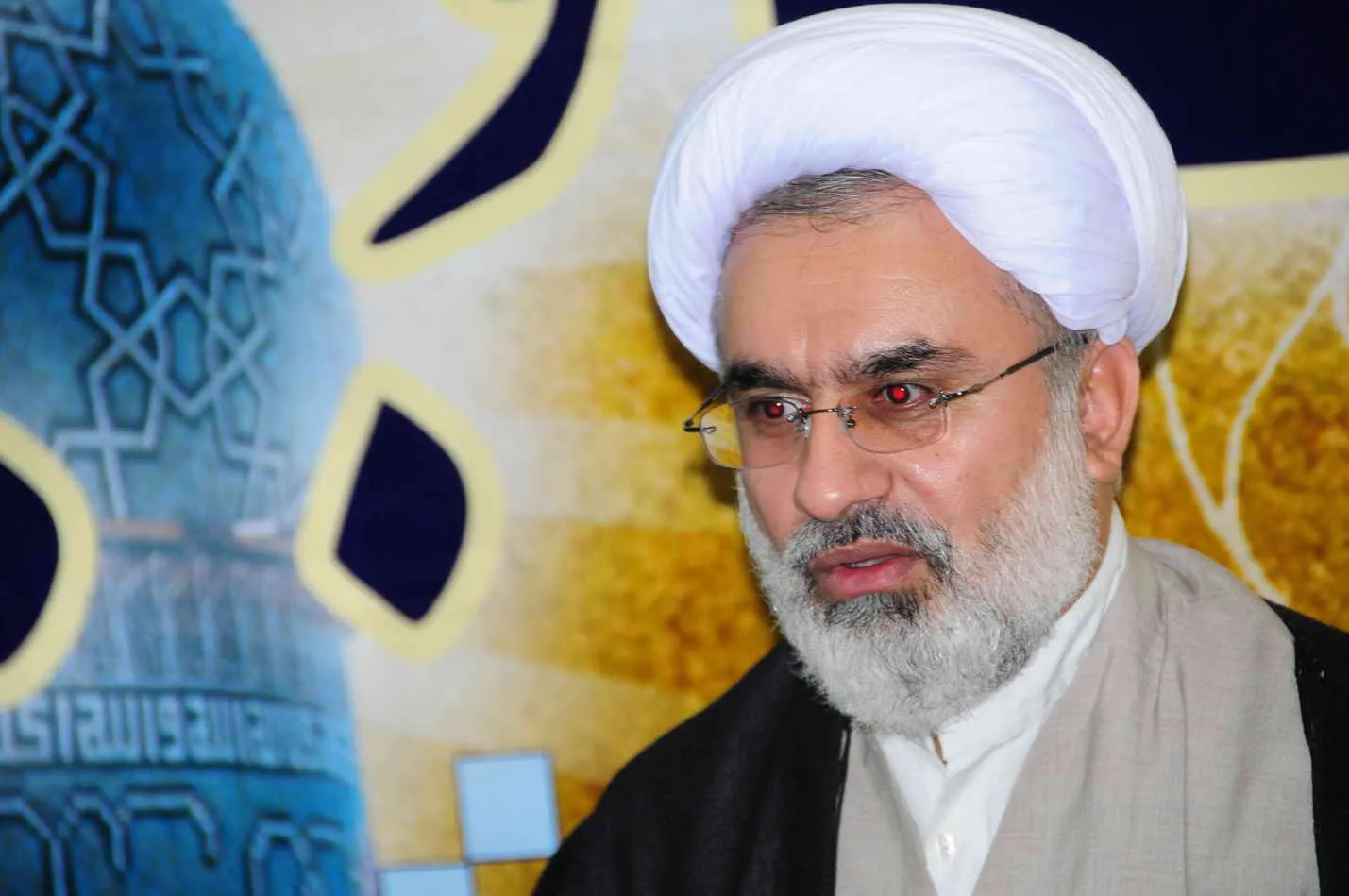 استان سمنان ظرفیت‌های خوبی برای تهیه اپلیکیشن های مذهبی دارد