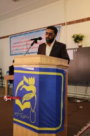 رسالت مهم فرهنگیان تبیین دستاوردهای انقلاب است