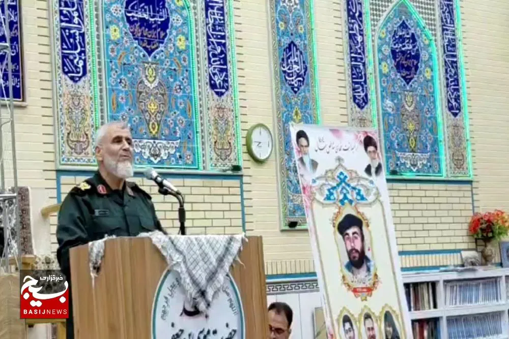 سردار میرزایی: اتحاد مقدس کلید عبور از مشکلات است
