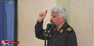جان مولا حرف حق را گوش کن!/شمع بیت المال را خاموش کن!