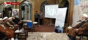 طلاب   افسران جنگ نرم هستند/ سربازی امام عصر(عج) برترین مدال افتخار روحانیون است