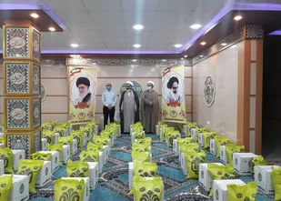 توزیع بسته های معیشتی بین فعالان قرآنی ایلام