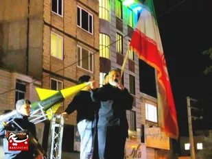 حضور زن انقلابی در اجتماعات خیابان، مکمل دیپلماسی و قدرت نظامی است