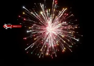 در شب پیروزی انقلاب آسمان شهر فارسان نورافشانی شد