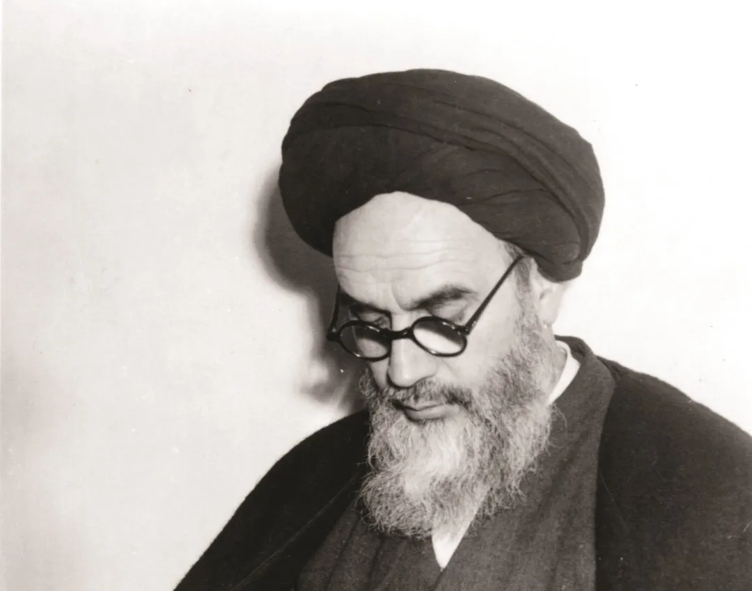 امام راحل(ره) ملت ستم دیده‌ ایران را از یوغ استبداد و استکبار نجات داد