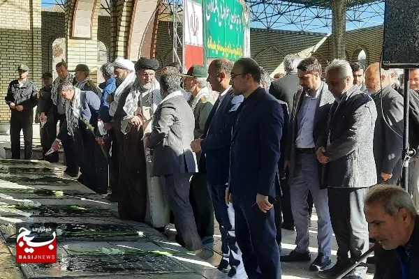 شهدا فارغ‌التحصیلان دانشگاه بسیج هستند