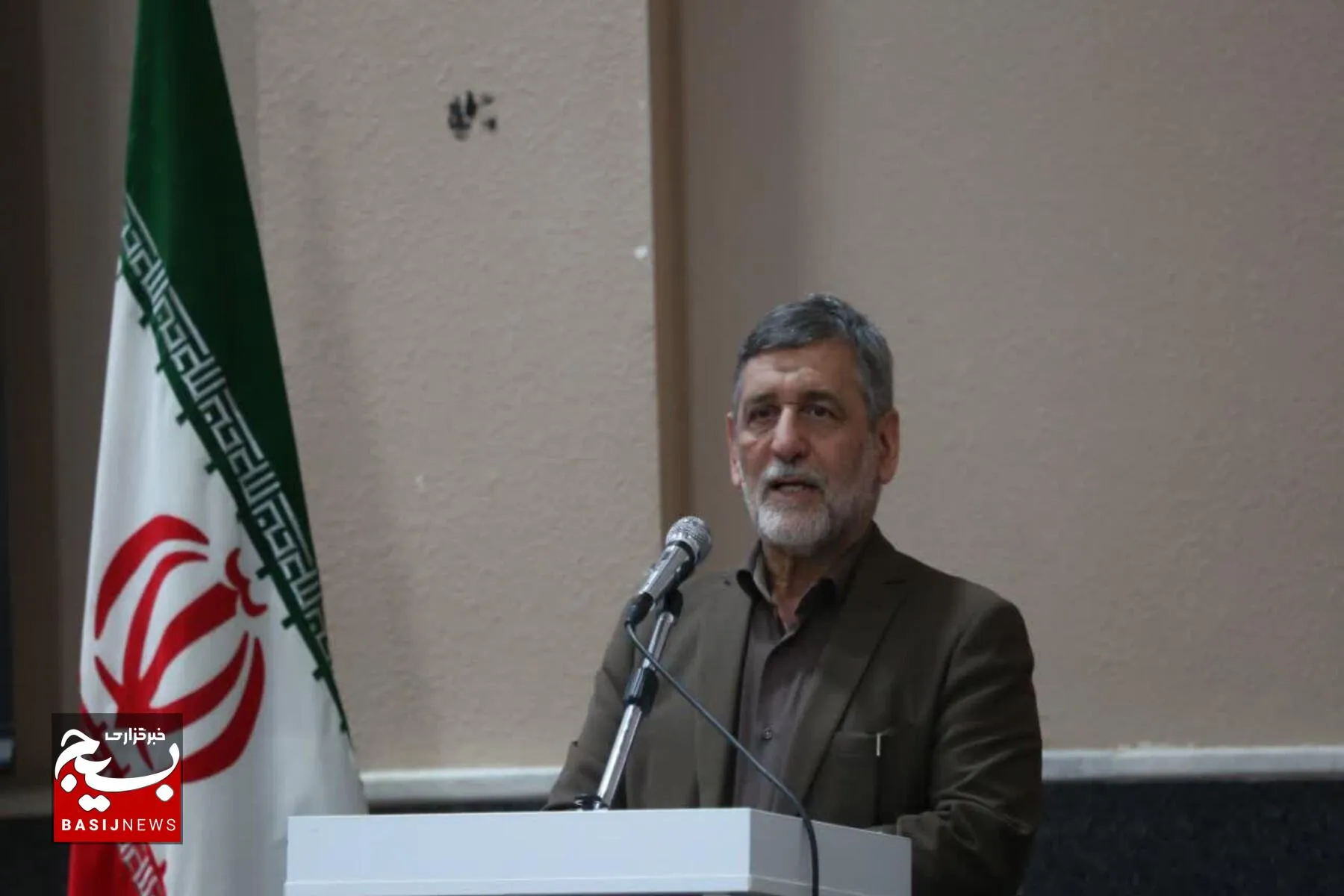 حفظ وحدت ملی و کارآمدی دولت ضروری است