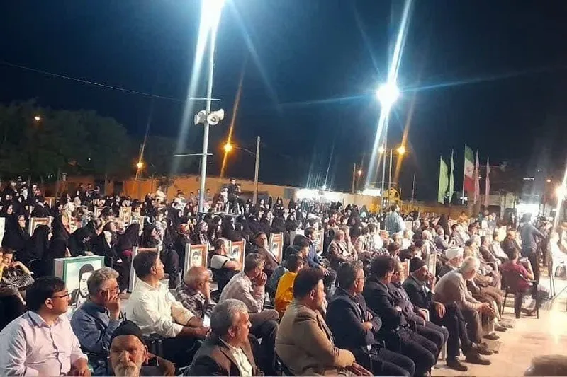 یادواره شهدای کارگر و معلم شهرستان آران و بیدگل