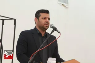 شهرداران و دهیاران، خط مقدم خدمت&zwnj;رسانی به مردم هستند