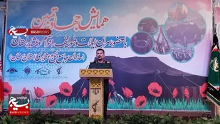 عشایر مدافع نظام و انقلاب هستند