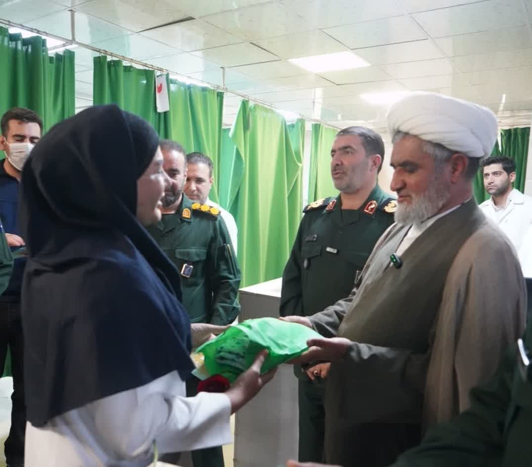 تجلیل مسئولان سپاه فتح از پرستاران در مانگاه امام صادق (ع) یاسوج + ( تصاویر) تجلیل مسئولان سپاه فتح از پرستاران در مانگاه امام صادق (ع) یاسوج + ( تصاویر)