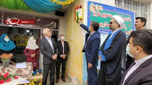آیین نواختن زنگ سپاس معلم در شاهرود+ تصاویر