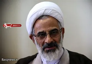 نماز معیار همه اعمال و کارخانه انسان سازی است/عبادات نیروهای مسلح باید انسان را رشد و تکامل بخشد