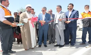 لکه&zwnj;گیری و روکش آسفالت محور همدان ـ سنندج با اعتبار 10 میلیارد ریال
