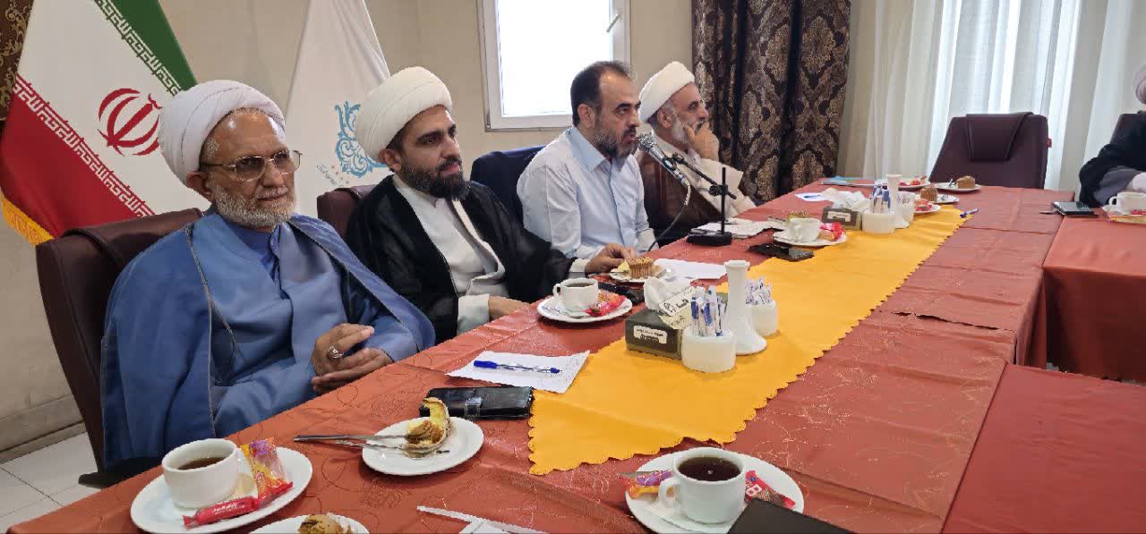 نشست هماندیشی ائمه جمعه و استادیاران صالحین با محوریت تقویت انسجام عمومی برگزار شد نشست هماندیشی ائمه جمعه و استادیاران صالحین با محوریت تقویت انسجام عمومی برگزار شد