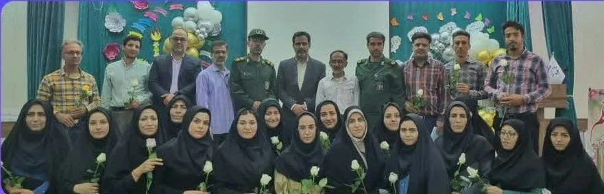 مراسم تجلیل از مقام والای معلم به همت حوزه مقاومت بسیج دانش آموزی شهید فهمیده شهرستان آران و بیدگل