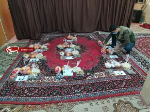 توزیع 25 بسته کمک معیشتی به نیازمندان در شب یلدا
