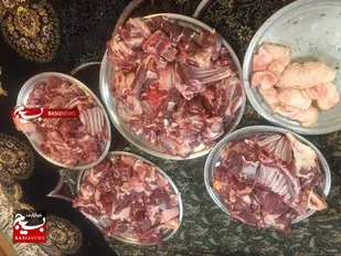 رنگین شدن سفره نیازمندان با نذر قربانی بانوان جهادی اهواز