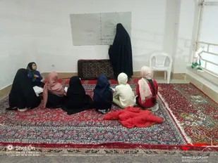 آموزش حفظ و روخوانی قرآن کریم در پایگاه نجمه خاتون