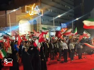 مردم دیار کریمان در شب&zwnj;های اقتدار، پای کار انقلاب و ولایت ایستادند / حماسه شب ۱۷۹ در میدان کوثر کرمان