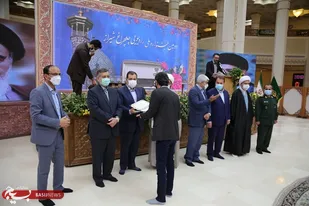 پایان کار چلچراغ در حرم مطهر حضرت احمد بن موسی (ع)