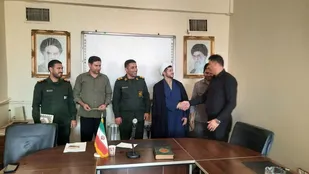 سپاه شهرستان رومشکان از فعالان رسانه&zwnj;ای به مناسبت روز خبرنگار تقدیر کرد
