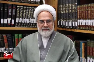 مبانی علوم انسانی رایج، برگرفته از غرب و سکولاریسم است