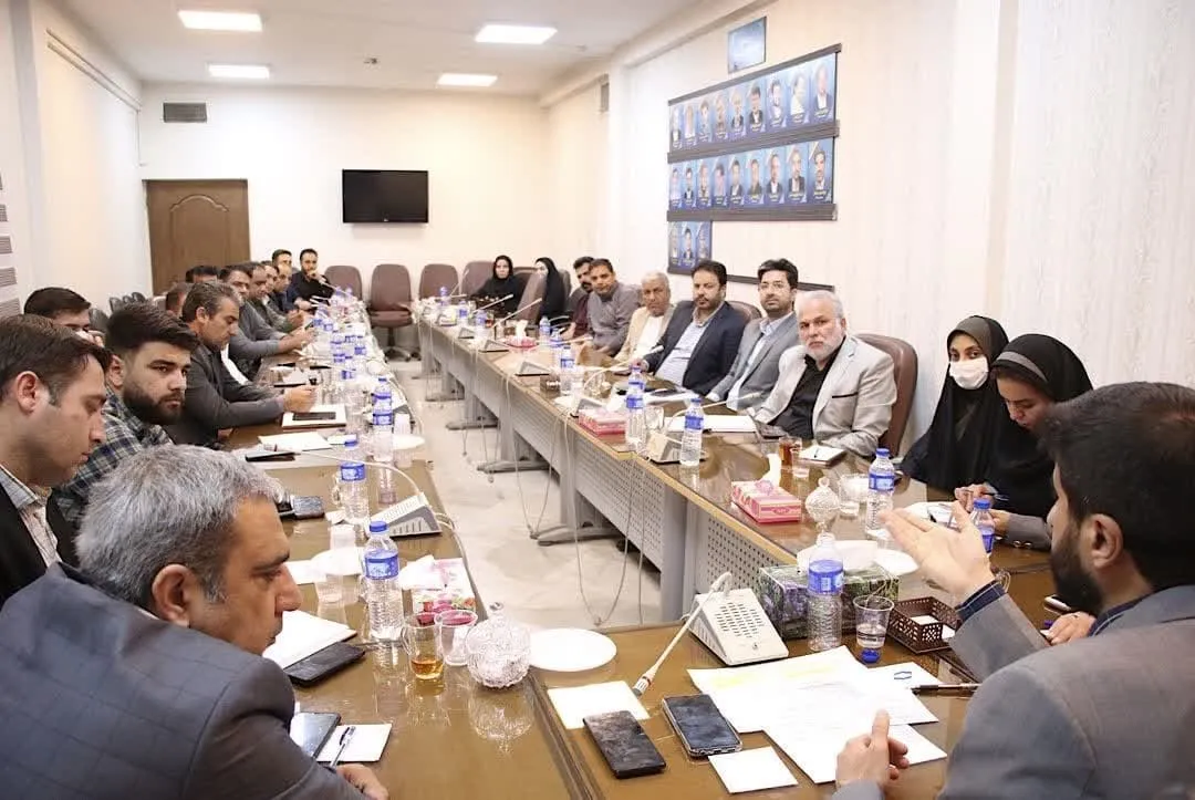 بررسی معضلات روستایی در دومین نشست دهیاران و رؤسای شورای روستاها با سرپرست بخشداری کهریزک