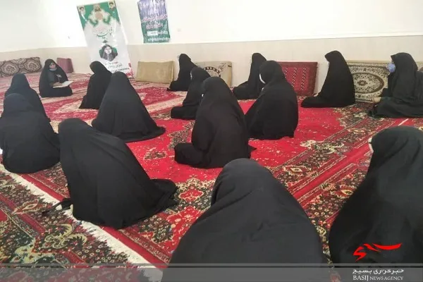 کارگاه مهارت افزایی دختران جوان با موضوع عفاف و حجاب