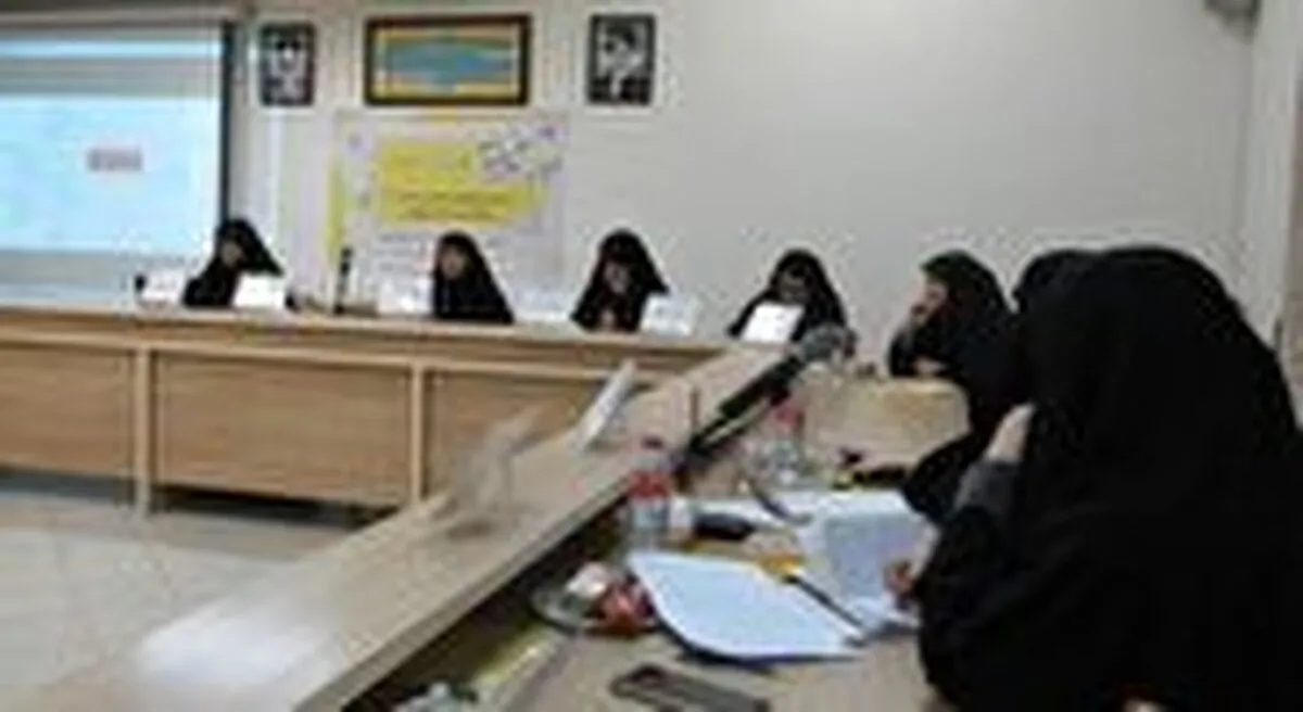 مدیر حوزه علمیه خواهران دلیجان مطرح کرد
معرفی الگوی زن تراز انقلاب اسلامی، رسالت حوزه‌های علمیه