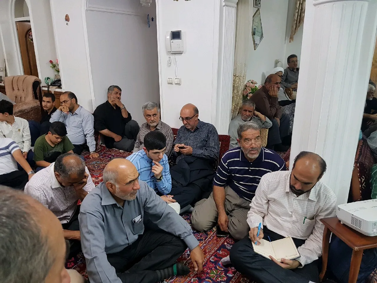 داستان سری که رفت! و پیشانی بند یا حسین شهیدی که بر آن بسته شد!