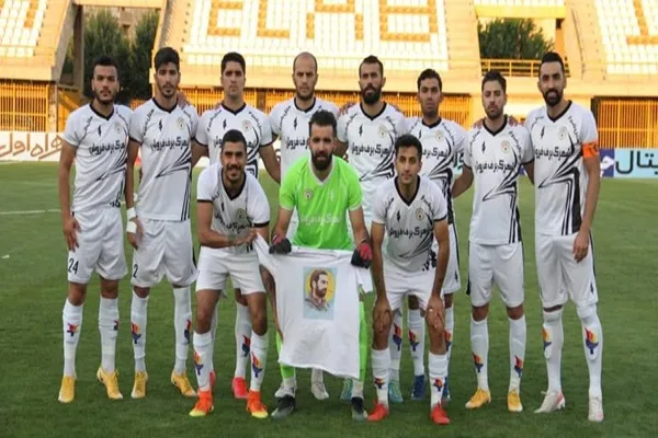پیام تبریک فرمانده کل سپاه در پی صعود تیم فوتبال فجر شهید سپاسی شیراز در مسابقات لیگ یک فوتبال کشور