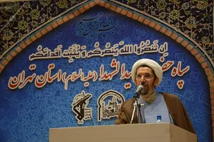 امامان انقلاب ماموریت های سنگینی را برای سپاه ترسیم کرده اند و باید این امانت را به نسل های بعدی منتقل کنیم