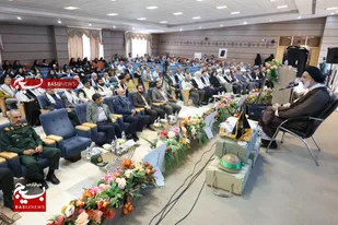 تجلیل از پیشکسوتان دفاع مقدس در چهارمحال و بختیاری+عکس