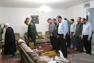 &nbsp;

دیدار فرمانده سپاه استان قزوین با خانواده معظم شهید صیادی + تصاویر