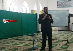دشمن درصدد کمرنگ کردن حضور جوانان در مساجد است